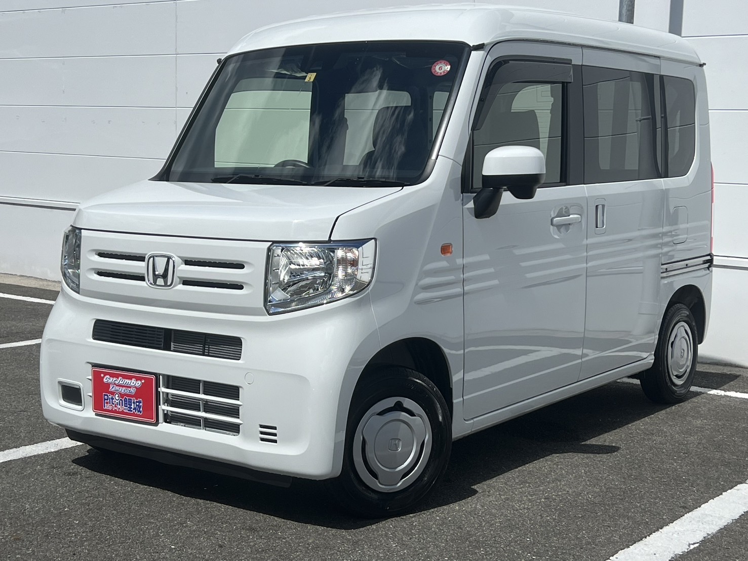 R5年式　HONDA　N-VAN　6速MT　Lディスプレイオーディオ＆バックカメラ/ワンオーナー/レーザー調シートカバー/ちょい走り！　★新入荷★　【2,500km】　50125558 🎣ご成約車🐟