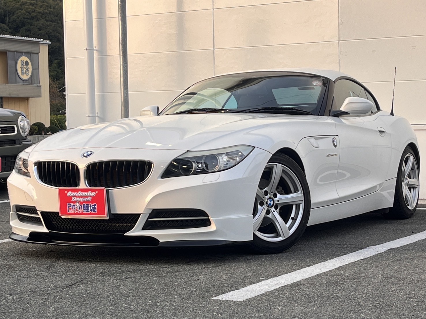 H22年式　BMW_Z4　sDrive23iハイラインパッケージ　純正ナビ　バックカメラ　ETC　社外エアロ　HIDヘッドライト　【69,880㎞】　357020