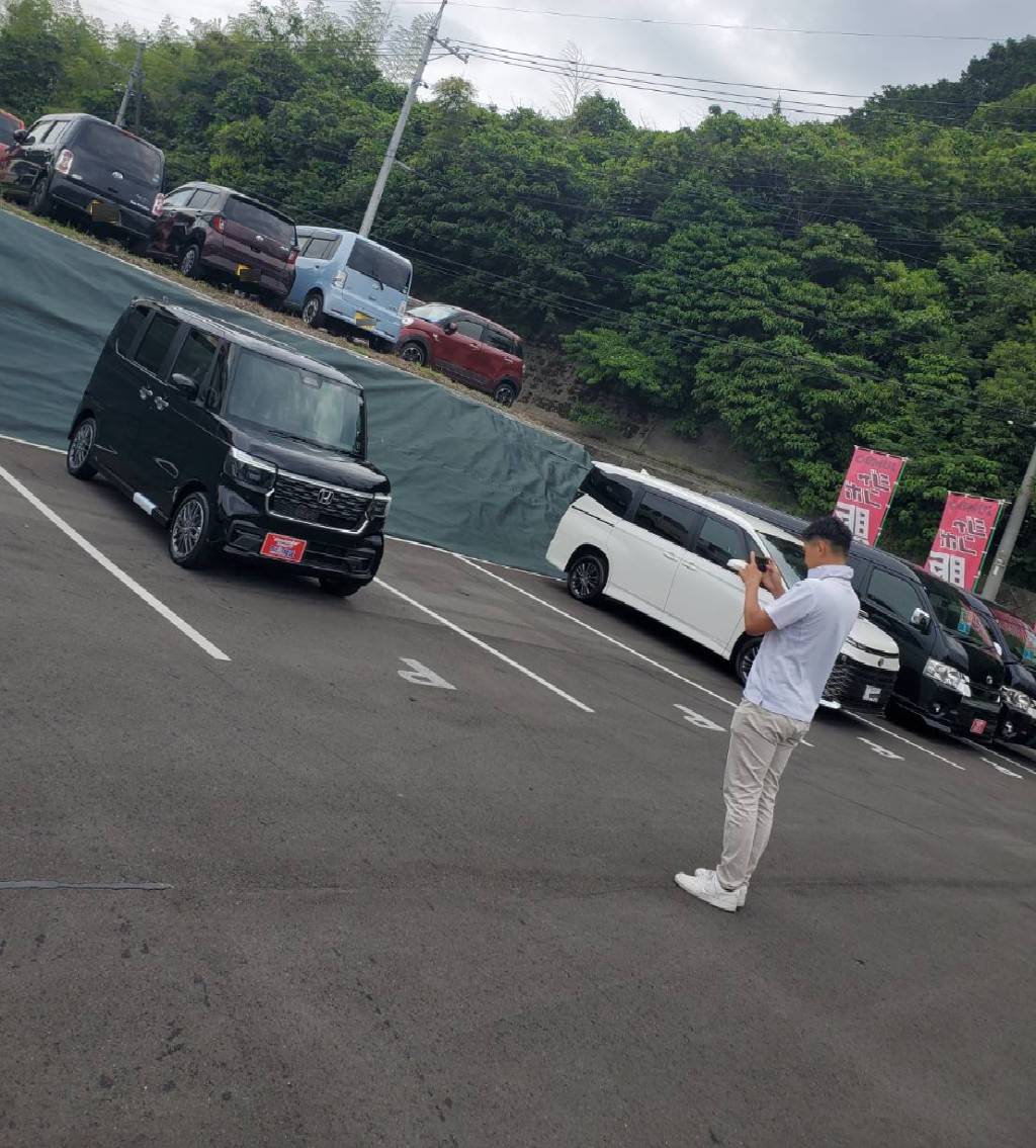 入庫車両の展示準備