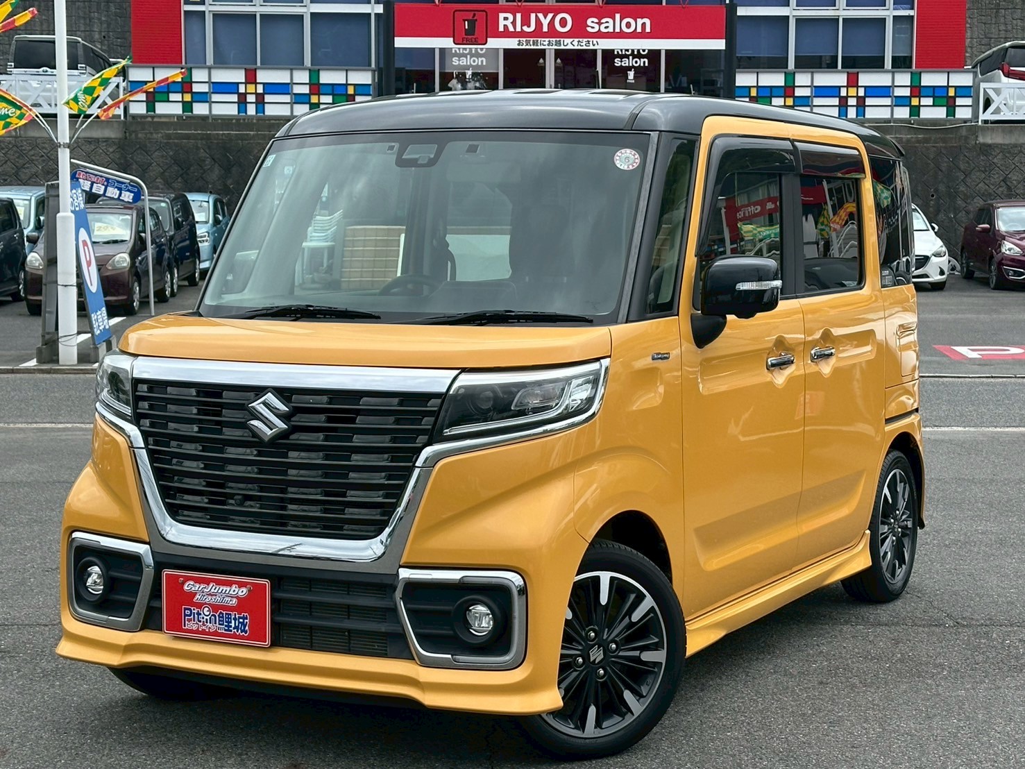 H３０年式　スズキスペーシアカスタムXSターボ　CVT　660CC※純正８インチナビ・全方位モニター・LEDヘッドライト・シートヒーター・ドライブレコーダー・サイドエアバッグ・カーテンエアバッグ・ISOFIX・オートエアコン・オートライト・スズキセーフティサポート・純正15インチアルミ・車線逸脱警報・リアサンシェード・リアサーキュレーター・ヘッドアップディスプレイ・フォグ・クルーズコントロール・ETC・電格ミラー・Bluetooth・DVD・CD・USBソケット【246】