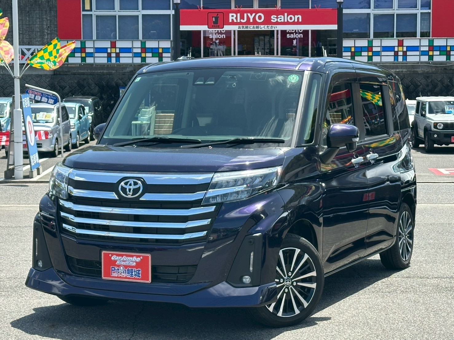 R５年式　トヨタ　ルーミーカスタム　G-T　1000CC　CVT　※純正９インチナビ・バックモニター・Bluetooth・ビルトインETC・電格ミラー・LEDヘッドライト・LEDフォグライト・プライバシーガラス・HDMI・シートヒーター・ドライブレコーダー・レーダークルーズコントロール・オートハイビーム・キーレスプッシュスタート・スマートキー【246】