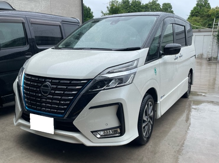 R2年式　セレナeパワー　ハイウェイスターV　社外8インチナビ　バックモニター　両側電動スライドドア　ETC　ドライブレコーダー　【53,000㎞】068797
