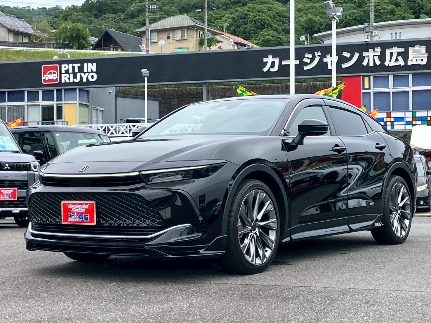 R4年式　トヨタ　クラウンクロスオーバー　Gアドバンスド・レザーパック4WD　2500ｃｃ　ディスプレイオーディオ　フルセグ　パノラミックビューモニター　ブルートゥース　トヨタセーフティセンス　純正アルミホイール　【4003442】　17.800ｋｍ
