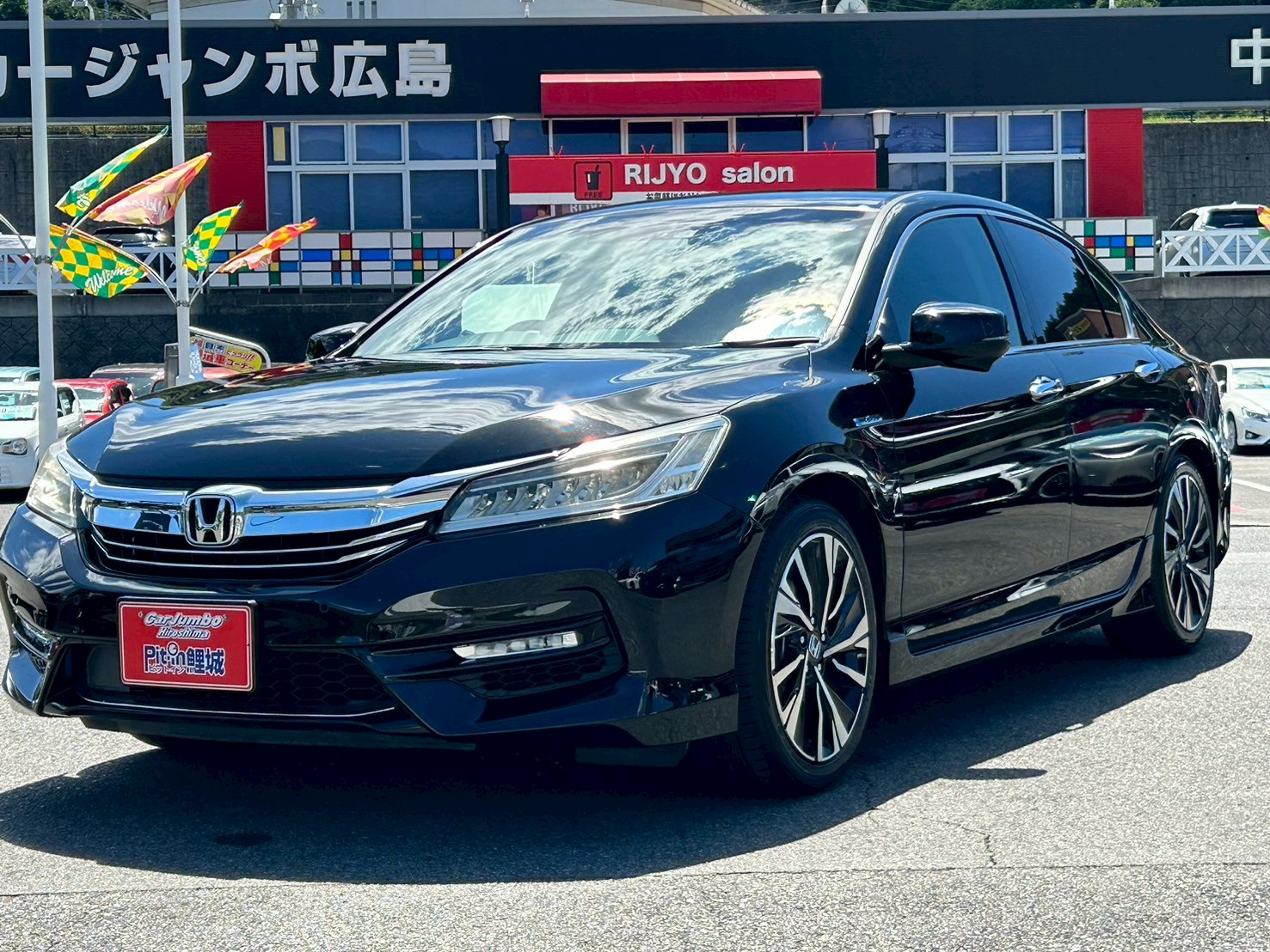 H29　ホンダ　アコード　ハイブリッドEX　純正HDDナビ　フルセグテレビ　バックカメラ　Bluetoothオーディオ　ETC　前方ドライブレコーダー　クルーズコントロール　パドルシフト　シートヒーター　パワーシート　電動格納ドアミラー【1006271】