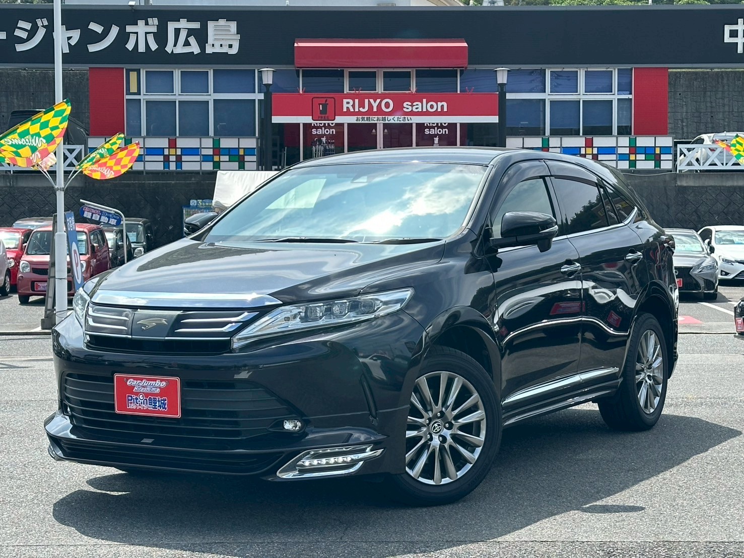 R2年式　トヨタハリアー　プレミアム　AT　2000CC　※純正９インチナビ・バックモニター・ビルトインETC・LEDヘッドライト・TRDフルエアロ・純正アルミ・電動パーキングブレーキ・オートライト・オートエアコン・パワーバックドア・ISOFIX・パワーシート【246】
