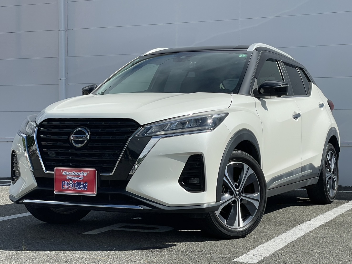R3年式　ニッサン　キックスeパワー　Xプロパイロット　純正ナビ　アラウンドビューモニター　ハーフレザーシート　デジタルビューモニター　　ETC　【40,040km】　★新入荷★　044703