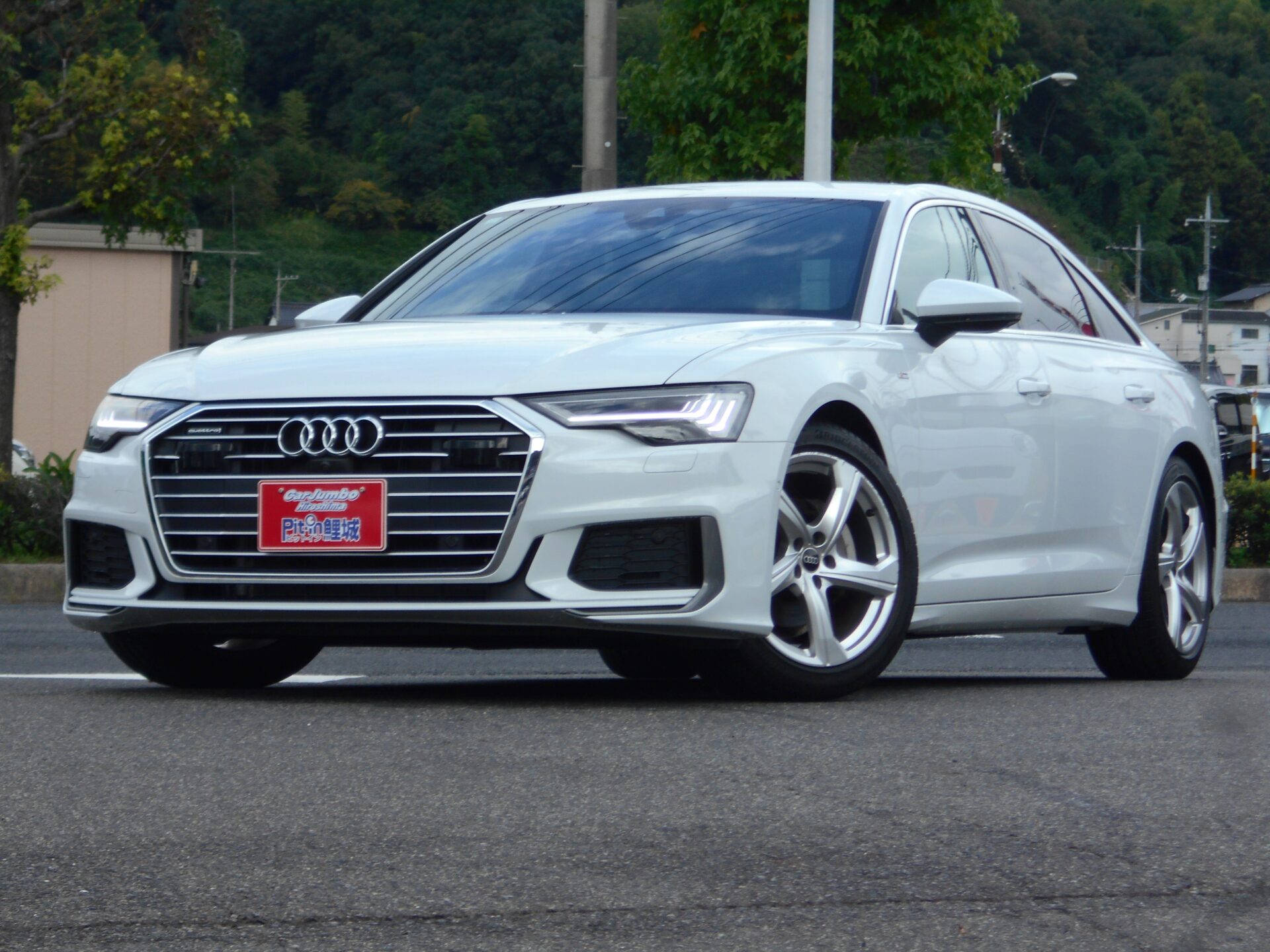 R5年式 AUDI A6 40TDIクワトロスポーツ/SラインPKG 2.0ディーゼルターボ ラグジュアリーPKG ブラックレザーシート マトリックスLED バーチャルコックピット(089042) 走行13600km アラウィンドモニター 全方位カメラ