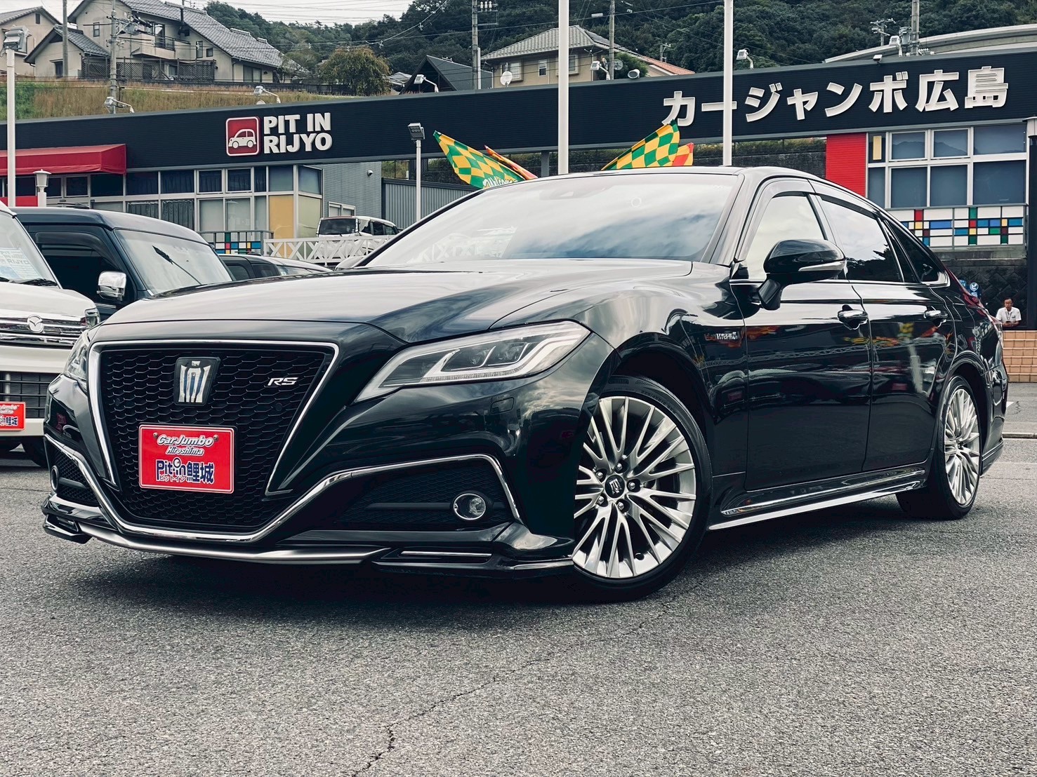 R1年式　12月　トヨタ　クラウンハイブリッド　RSアドバンス　純正ナビ／ドラレコ／ＥＴＣ／メモリーパワーシート／ヘッドアップディスプレイ／ＢＳＭ／トヨタセーフティセンス／アダプティブクルーズコントロール／ＬＥＤフォグ／バックカメラ／ＢＴ／電子パーキングブレーキ【234】【1053589】