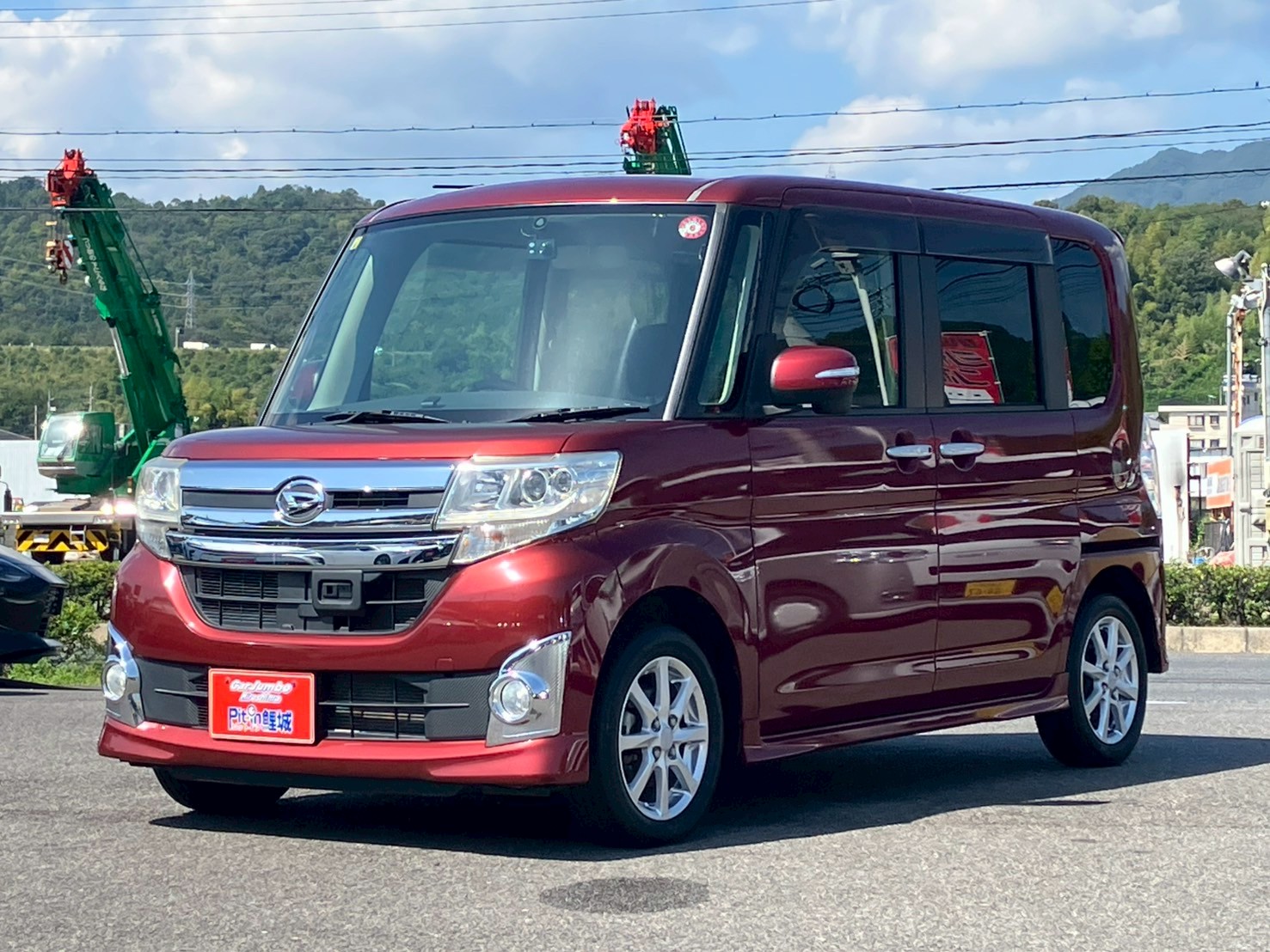 H26年式　ダイハツ　タントカスタムX　福祉車両　ウェルカムシート　スマートアシスト　660ｃｃ　助手席ウェルカムシート　純正ナビ　バックカメラ　両側パワースライドドア　純正アルミホイール　スマートアシスト　【0177397】　