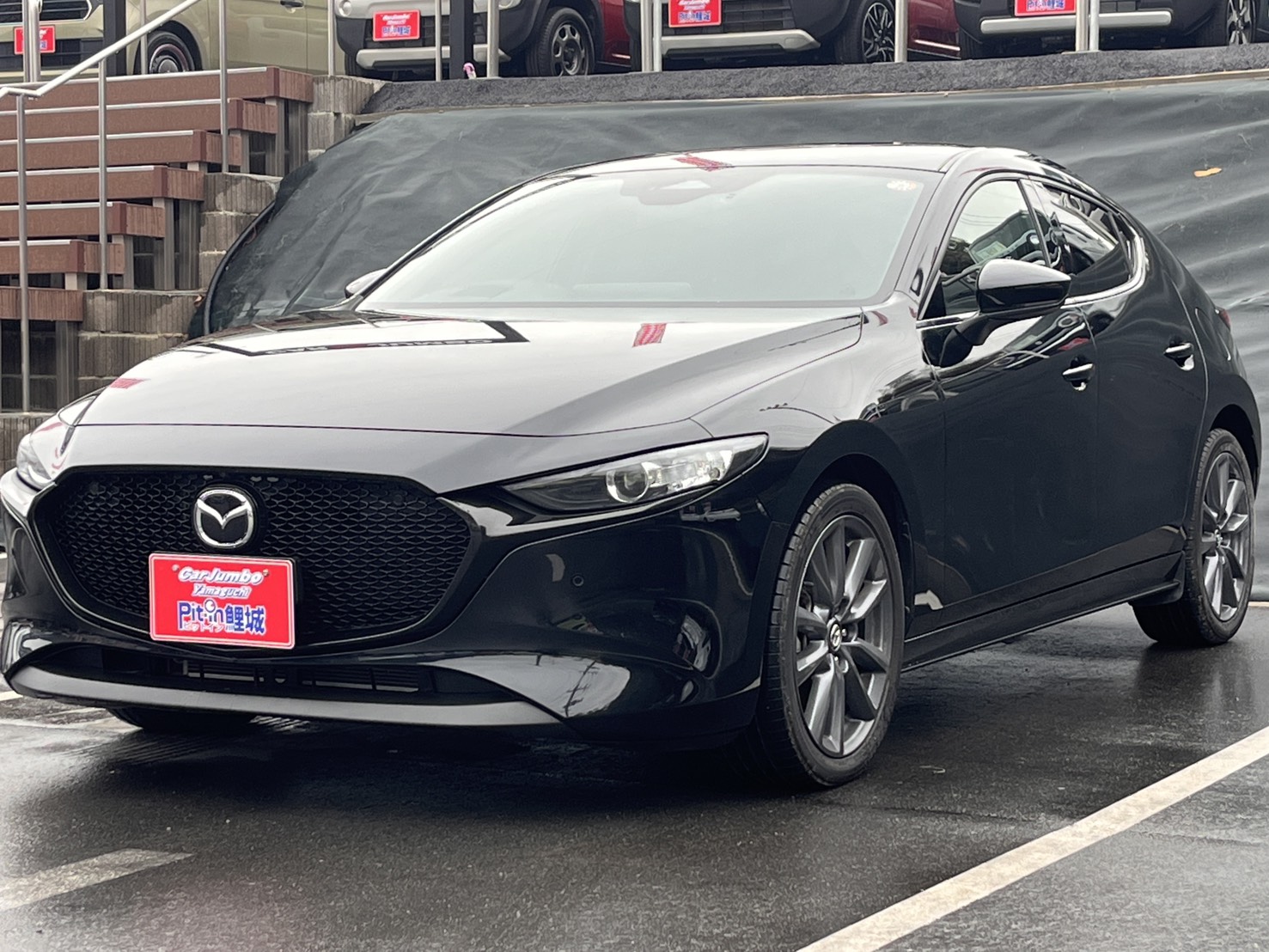 R5年式　マツダ　マツダ3ファストバック　15Sツーリング　8.8インチマツコネ　前後ドラレコ　全方位カメラ　テレビ　レーダークルーズ　ビルトインETC　【12,950㎞】100824