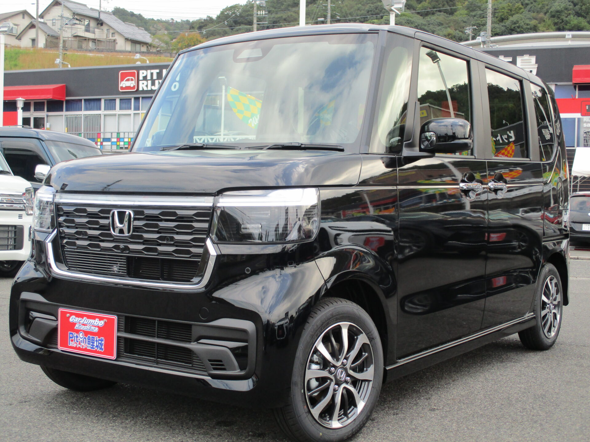 R7y ホンダ N-BOXカスタム ホンダセンシング ホンダセンシング クリアランスソナー 両席シートヒーター 左Pスライドドア 純正14AW オーディオレス Bカメラ クルーズコントロール 電動パーキング LEDライト【188】1342532