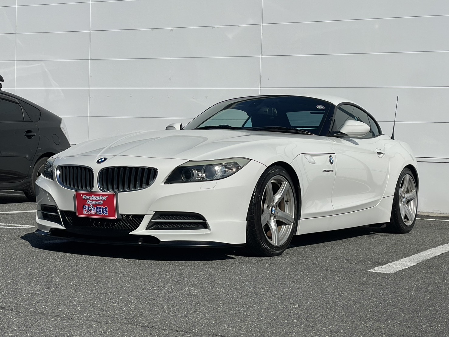 H22年式　BMW_Z4　sDrive23iハイラインパッケージ　3DDesignフロントスポイラー　純正ナビ　バックカメラ　フルレザーシート　ETC　シートヒーター　デジタルインナーミラー　ダウンサス　電動オープン　【69,910㎞】　24-2490
