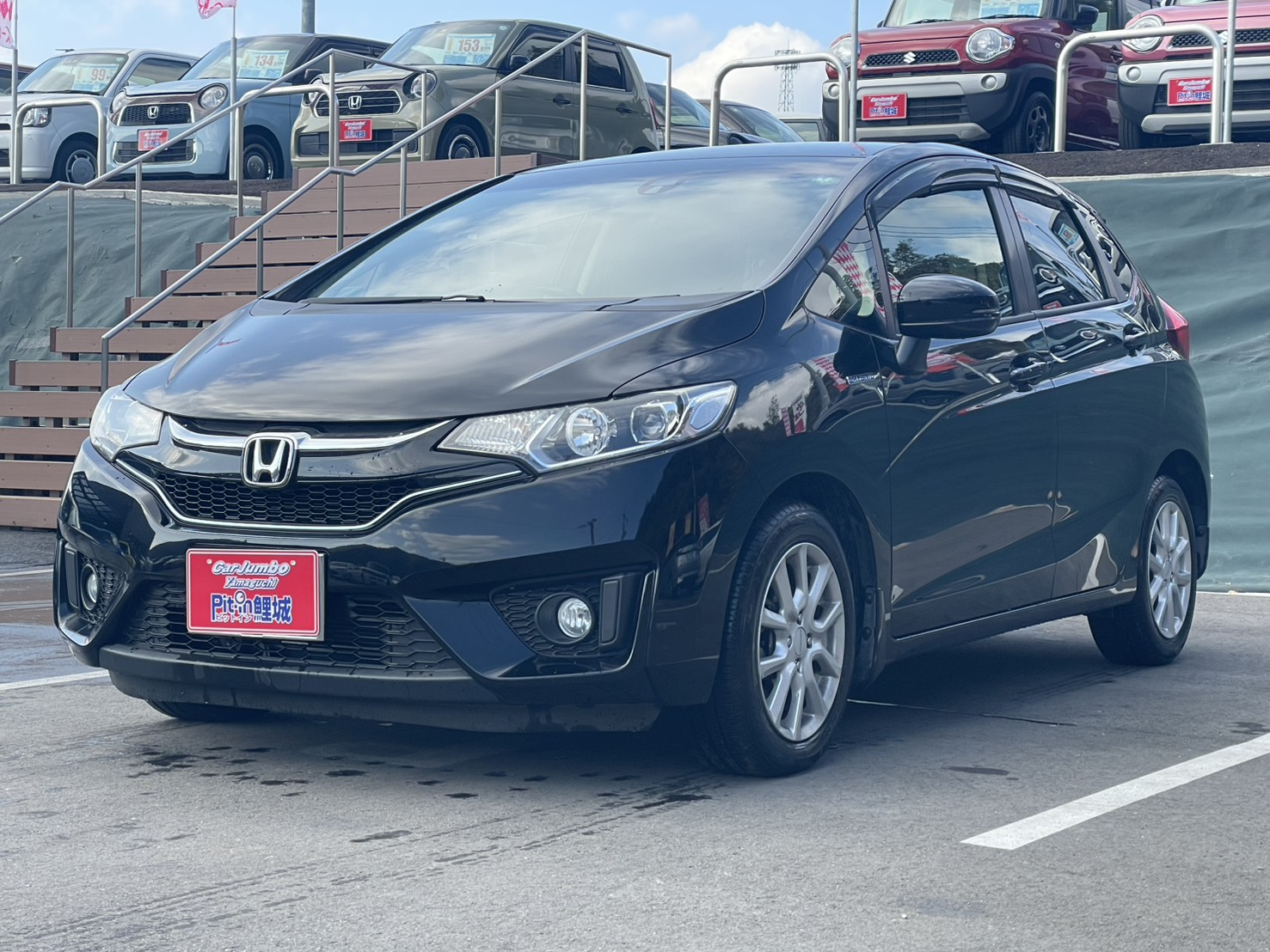 H27年式　フィットハイブリッド　Lパッケージ　純正ナビ　バックモニター　ビルトインETC　スマートキープッシュスタート　ハーフレザーシート　モデューロアルミ　【41,000㎞】　25-2432