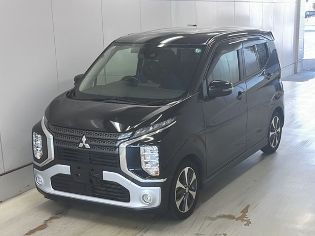 R2年式　ミツビシ　EKクロス　Tターボ　社外ナビTV　レーダーブレーキサポート　スマートキー　LEDヘッドライト　シートヒーター　【60,600km】　★新入荷★　0006943