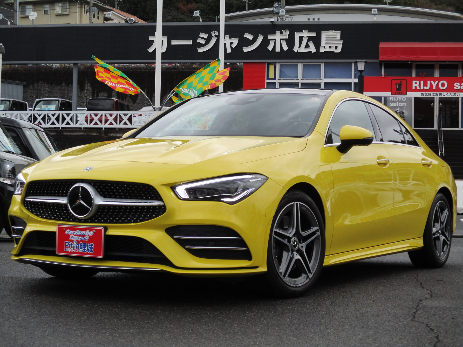 R２y　メルセデスベンツ　CLAクラス　CLA200ｄ＿ＡＭＧライン　純正ナビフルセグ　パノラマルーフ　全方位モニター　黒本革シート　両席Ｐシート　両席シートヒーター　純正１８ＡＷ　ＥＴＣ　パドルシフト　ブラインドスポットモニター【188】069661