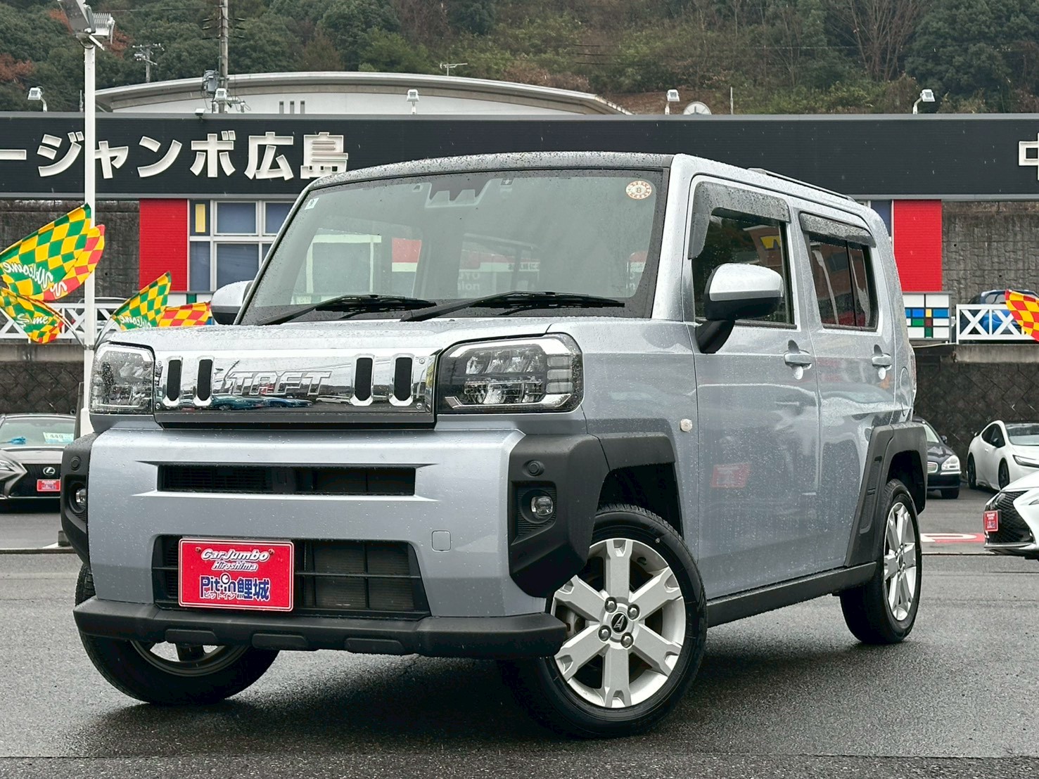 R２年式　ダイハツ　タフト　G　660CC　CVT　NO:0018031※LEDヘッドライト・オートハイビーム・スマートアシストⅢ・純正ナビ・バックモニター・Bluetooth・ドライブレコーダー・シートヒーター・ガラスルーフ・電格ミラー・ISOFIX・純正アルミ・USBソケット【246】