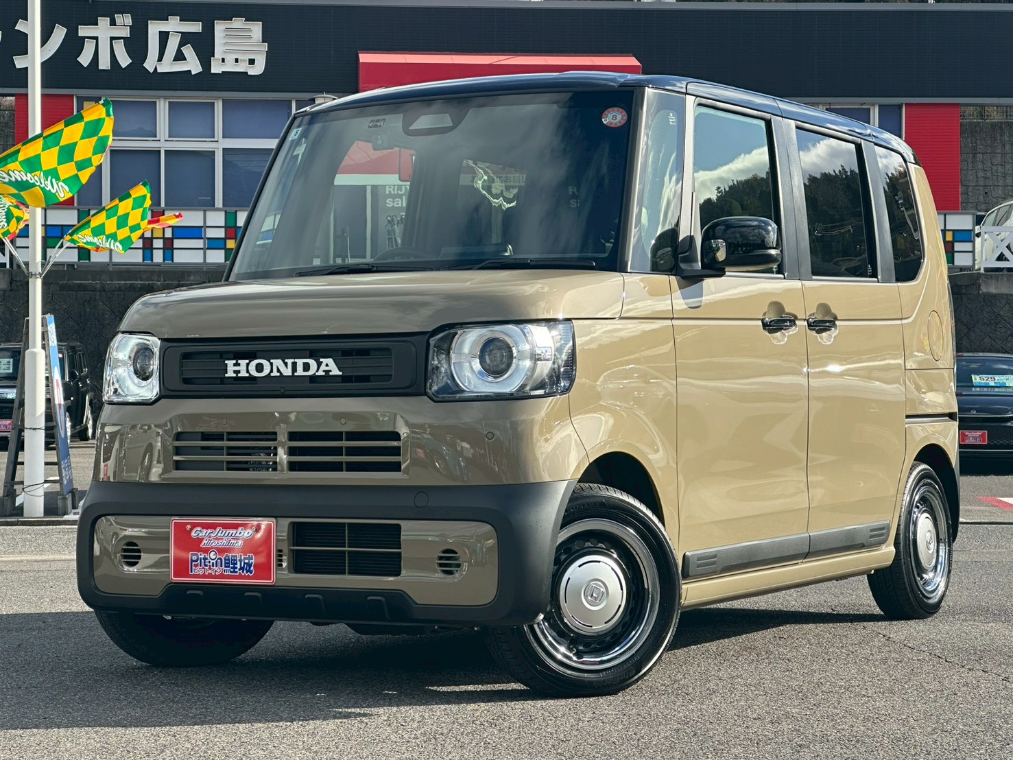 R７年N-BOX　JOY　純正８インチナビ　フルセグTV　社外ドライブレコーダー　両側パワースライドドア