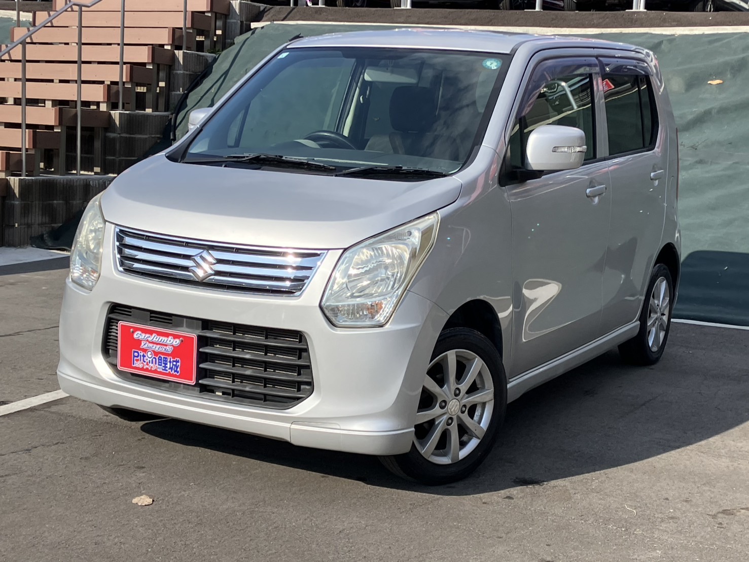 H25年式　スズキ　ワゴンR　FXリミテッド　CDオーディオ　オートエアコン　アイドリングストップ　　プッシュスタート　シガーソケット　【60,990㎞】　25-2468