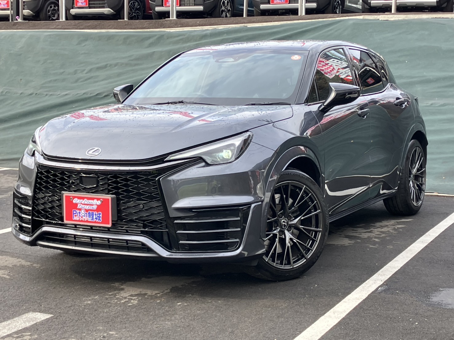 R6年式　レクサス　LBX　モリゾウRR　純正ナビ　全方位モニター　ビルトインETC　マークレビンソン　ブラインドスポットモニター　パワーバックドア　前席シートヒーター　ステアリングヒーター　【10,020㎞】  25-2522