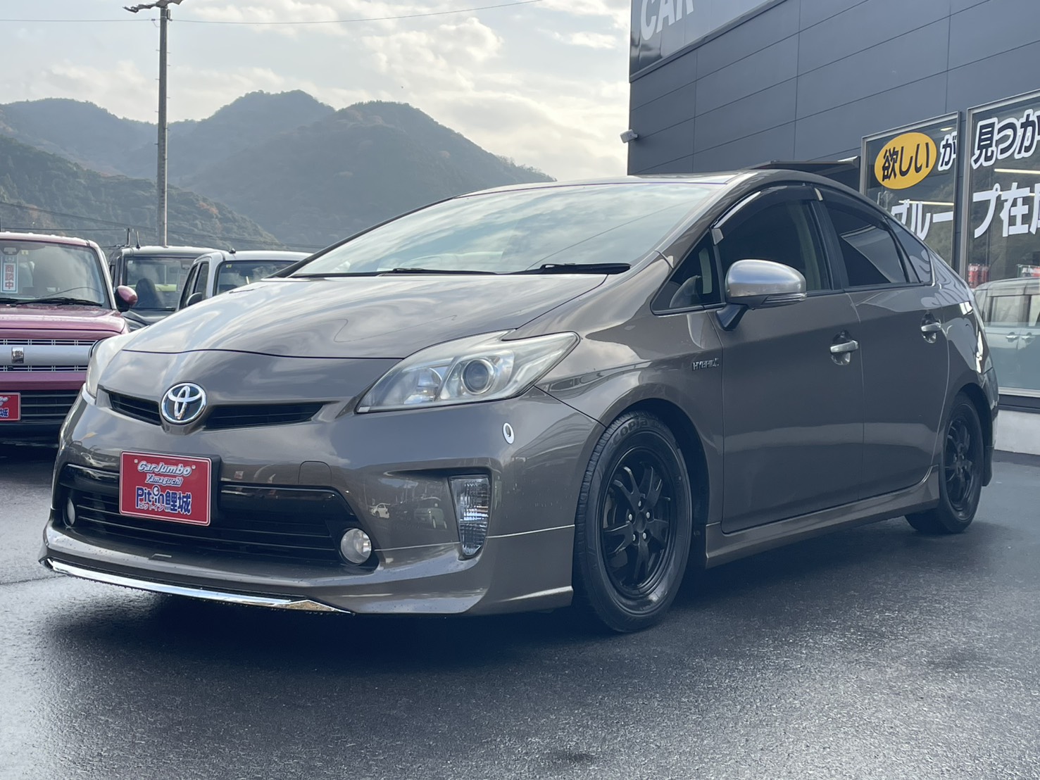 H24年式　トヨタ　プリウス　Sマイコーデ　純正ナビ　バックモニター　フルエアロ　ビルトインETC　オートエアコン　オートライト　【110,500㎞】25-2058