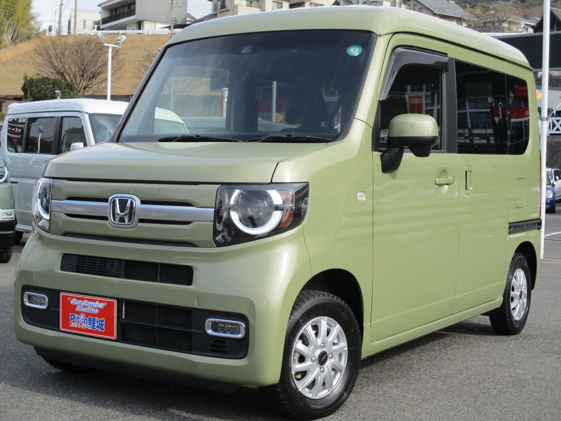 R2y ホンダ N-VAN +スタイルファンホンダセンシング ワンオーナー 両側スライドドア 社外ディスプレイオーディオ Bカメラ ETC ホンダセンシング ドラレコ LEDライト 社外12AWスタッドレスタイヤ装着 純正ホイール車内【188】3043004
