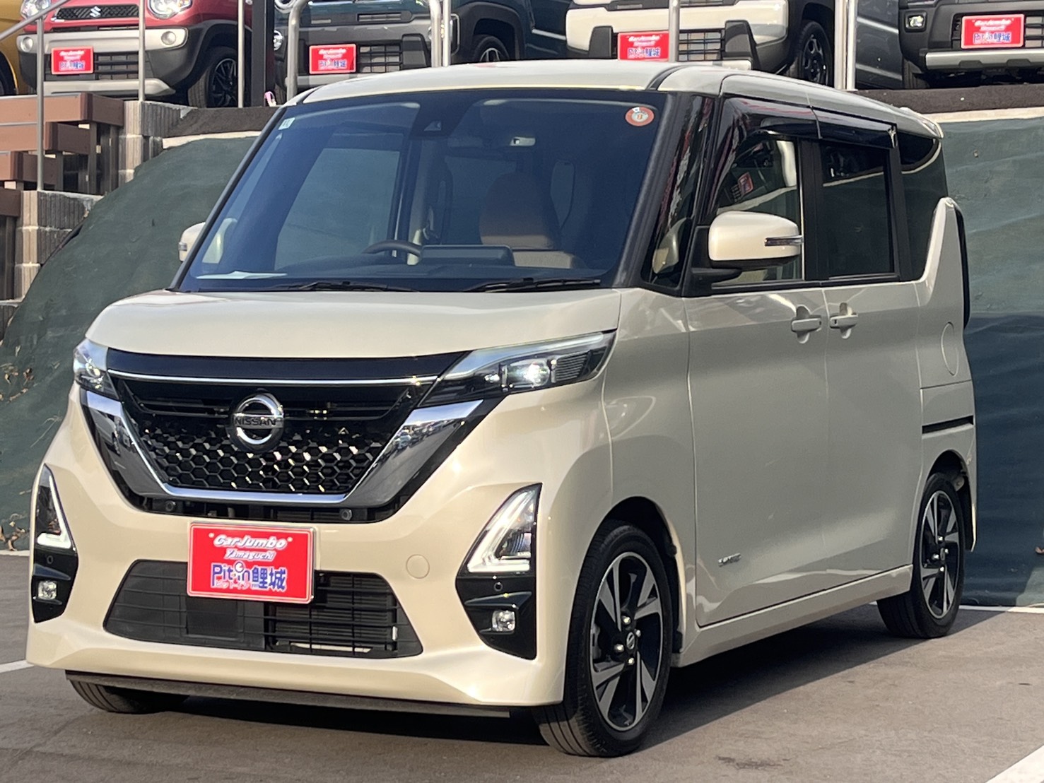 R4年式 ニッサン ルークス ハイウェイスターXプロパイロットエディション ディスプレイオーディオ アラウンドビューモニター プロパイロット LEDヘッドライト 両側電動スライドドア 【30,600㎞】 26-0029