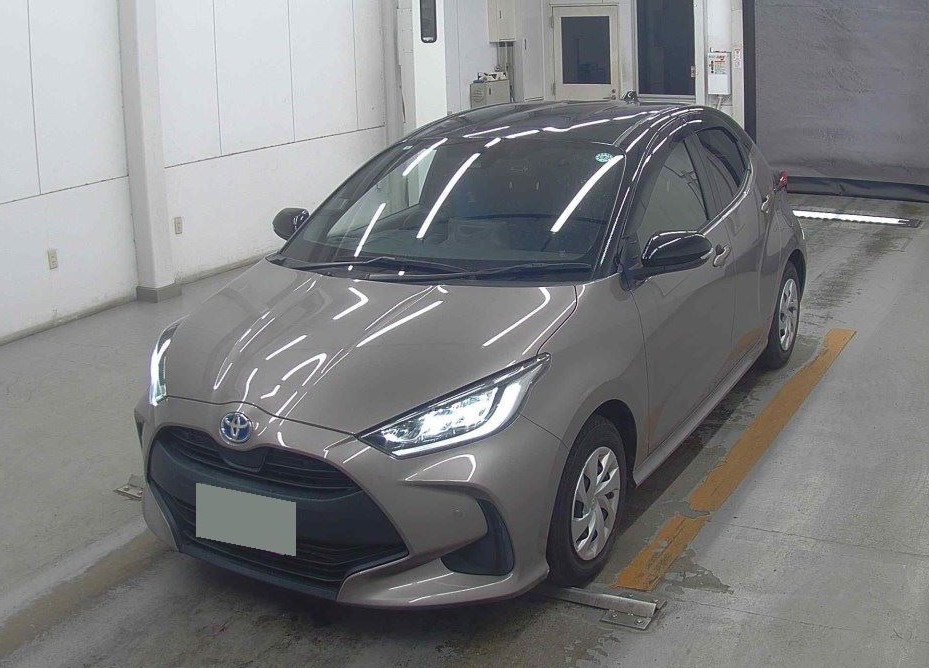 R3年式　トヨタ　ヤリスハイブリッド　G　ディスプレイオーディオ　トヨタセーフティセンス　【21,600㎞】　2065159