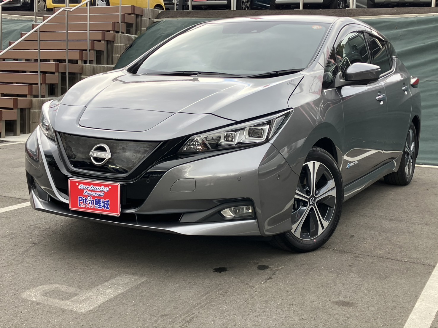 R3年式 ニッサン リーフ G(40kWh)(322km 150PS) 純正ナビ フルセグTV 全方位カメラ デジタルインナー 全席シートヒーター ステアリングヒーター LEDヘッドライト ETC ドライブレコーダー ブラインドスポットモニター 【25,480㎞】 26-0337