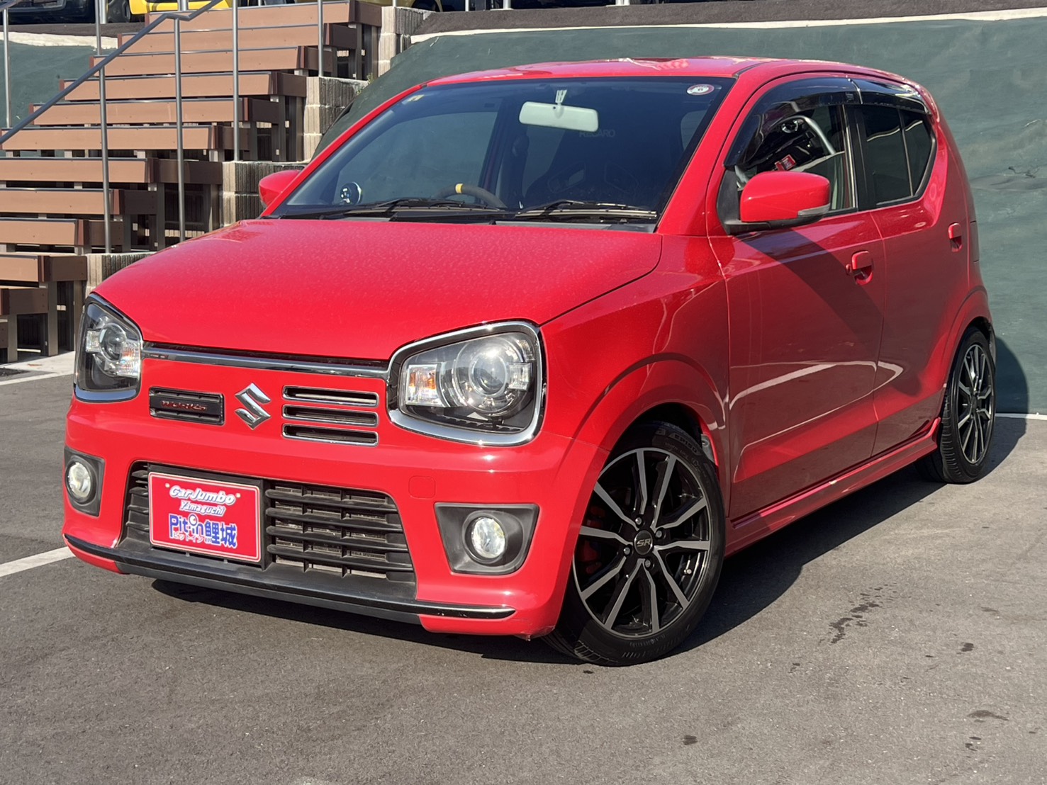 H28年式 スズキ アルトワークス 車高調 社外15インチAW 社外マフラー RECAROシート パナソニックナビ Bluetooth フルセグTV DVD再生 ETC 追加ブーストメーター 【80,860km】 26-0263