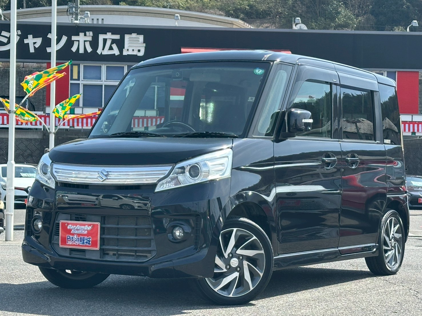 Ｈ25年式　スズキスペーシアカスタム　ＴＳ　660ＣＣNO：8434921※両側オートスライドドア・HIDヘッドライト・純正ナビ・Bluetooth・フルセグＴＶ・ドライブレコーダー・ETC・純正アルミ・シートリフター・ターボエンジン・ミラーウィンカー・リアサンシェード・オートエアコン・オートライト【246】