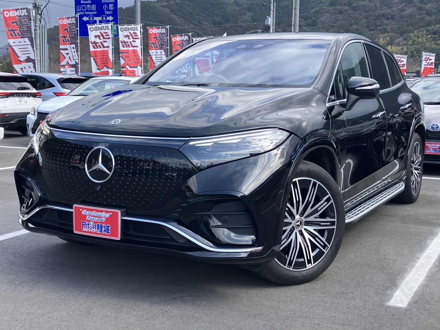 R5年式　ベンツ　EQS 　SUV580 4マチックスポーツ4WD　✨超貴重車両✨　🔥期間限定車両🔥　サンルーフ　純正ナビ　白フルレザーシート　7人乗り　全方位カメラ　ETC　全席シートヒーター　電気自動車　純正アルミホイール　【21,040㎞】　023561