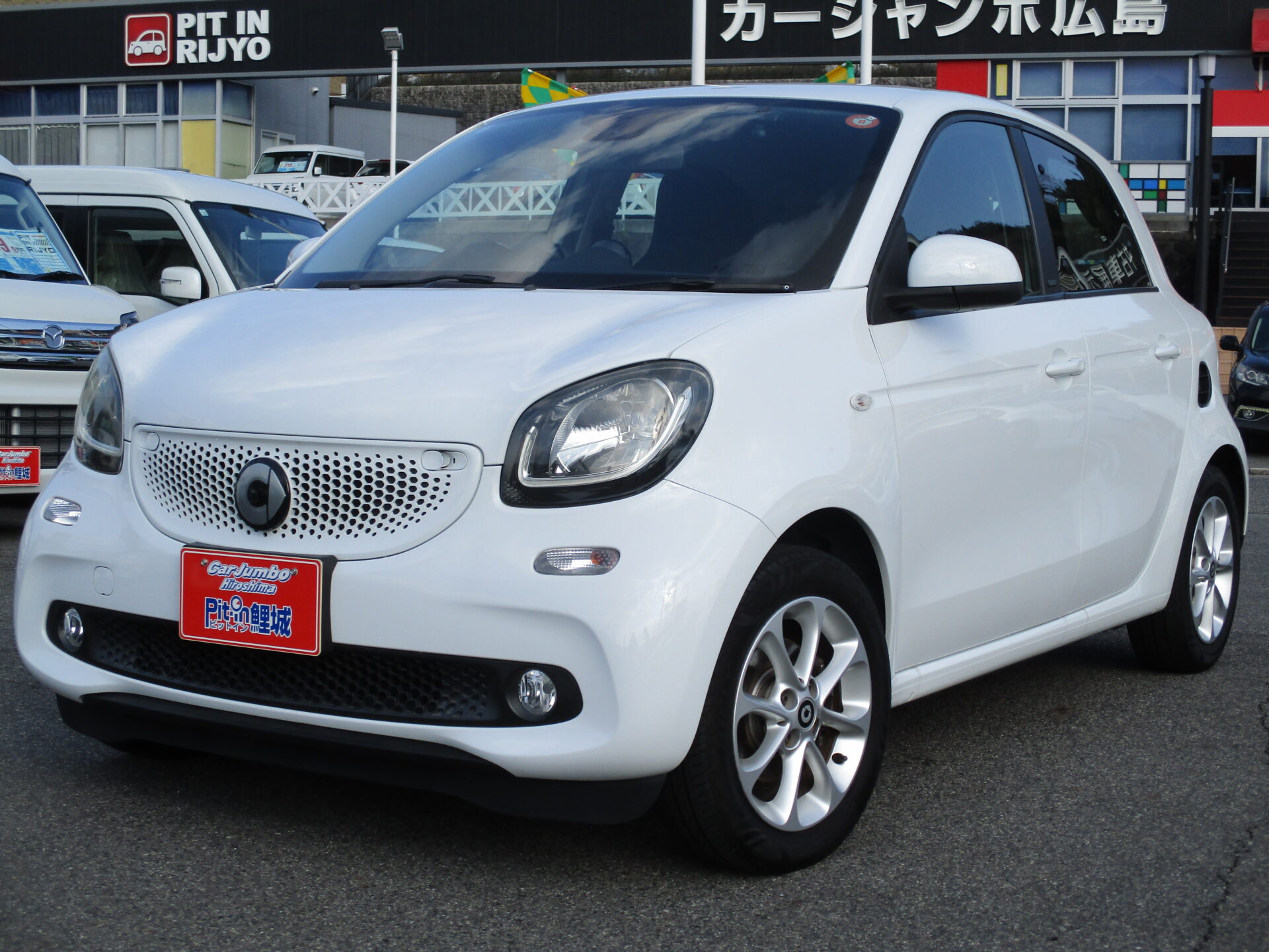 H２８y　スマート　フォーフォー　パッション　ディスプレイオーディオ　純正１５ＡＷ　ドラレコ　ＥＴＣ　Ｂカメラ【188】057400