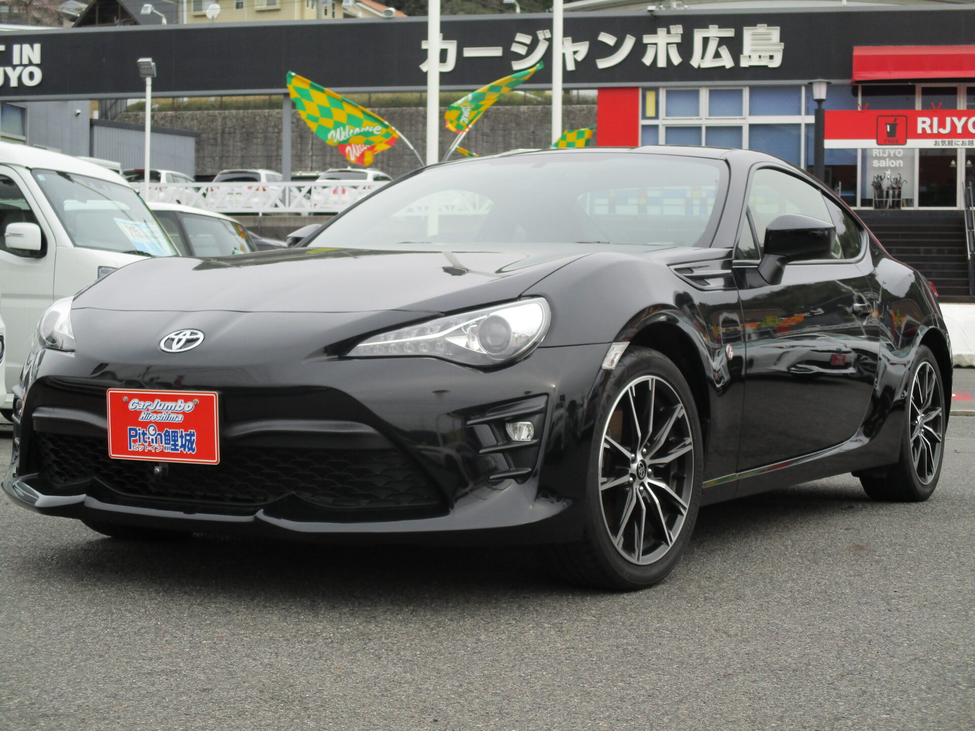 R１y　トヨタ　86　GT　後期型　純正スポーツシート　社外ナビフルセグ　Ｂカメラ　ＥＴＣ　レーダー探知機　ドラレコ　クルーズコントロール　パドルシフト　純正１７ＡＷ【188】102296