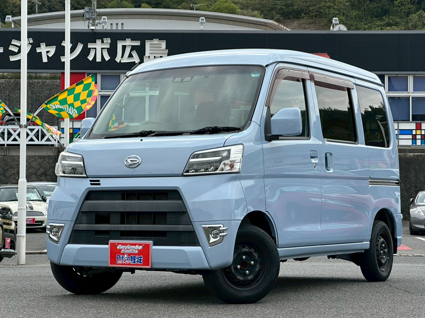 H３０年式　ダイハツ　ハイゼットカーゴ　クルーズターボSAⅢ　AT　660CC　NO：0379972※LEDヘッドライト・LEDフォグライト・純正ナビ・バックモニター・Bluetooth・フルセグTV・ETC・ドライブレコーダー・リアワイパー・ABS・デュアルエアバッグ・キーレス・プライバシーガラス・スマートアシストⅢ【246】