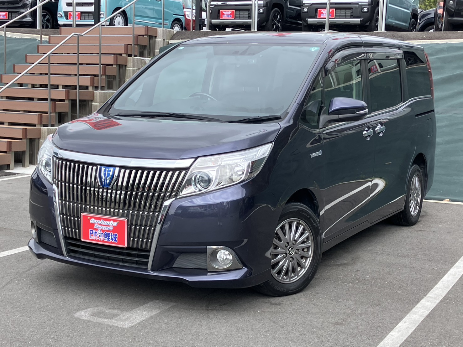 H27年式　トヨタ　エスクァイア　ハイブリッドGi　純正ナビ　フルセグTV　フリップダウンモニター　フルレザーシート　両側電動スライドドア　シートヒーター　ETC　ドラレコ　【57,000㎞】　26-0726