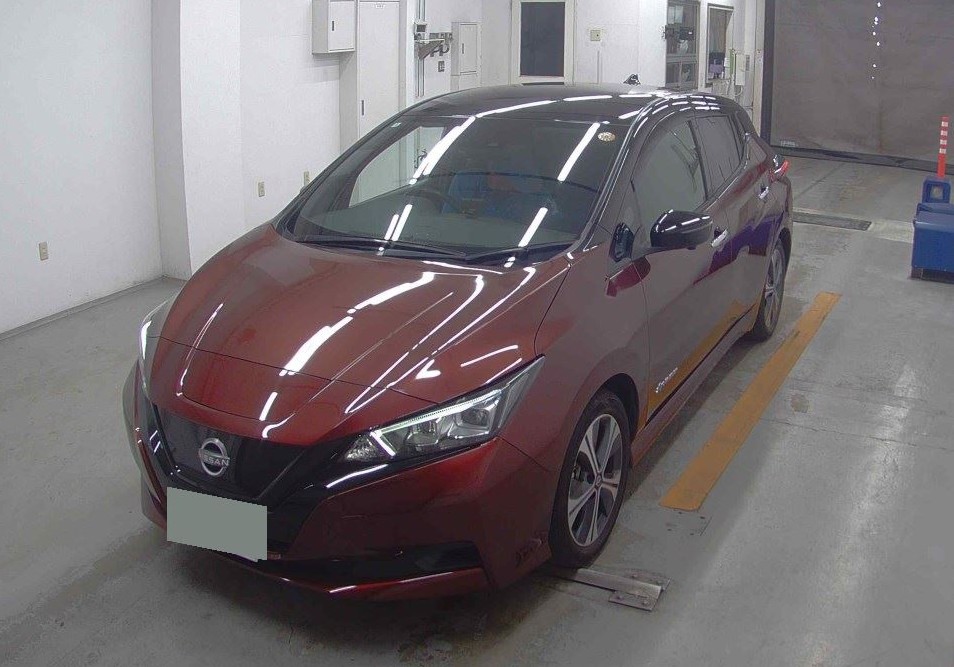 R4年式 ニッサン リーフ X_Vセレクション 【21,000km】 26-1063