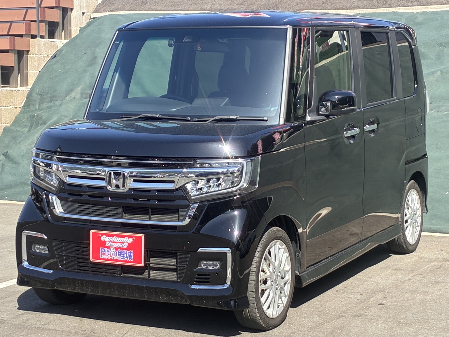 R5年式 ホンダ N-BOXカスタム L・ターボ 【18,890㎞】 26-0980