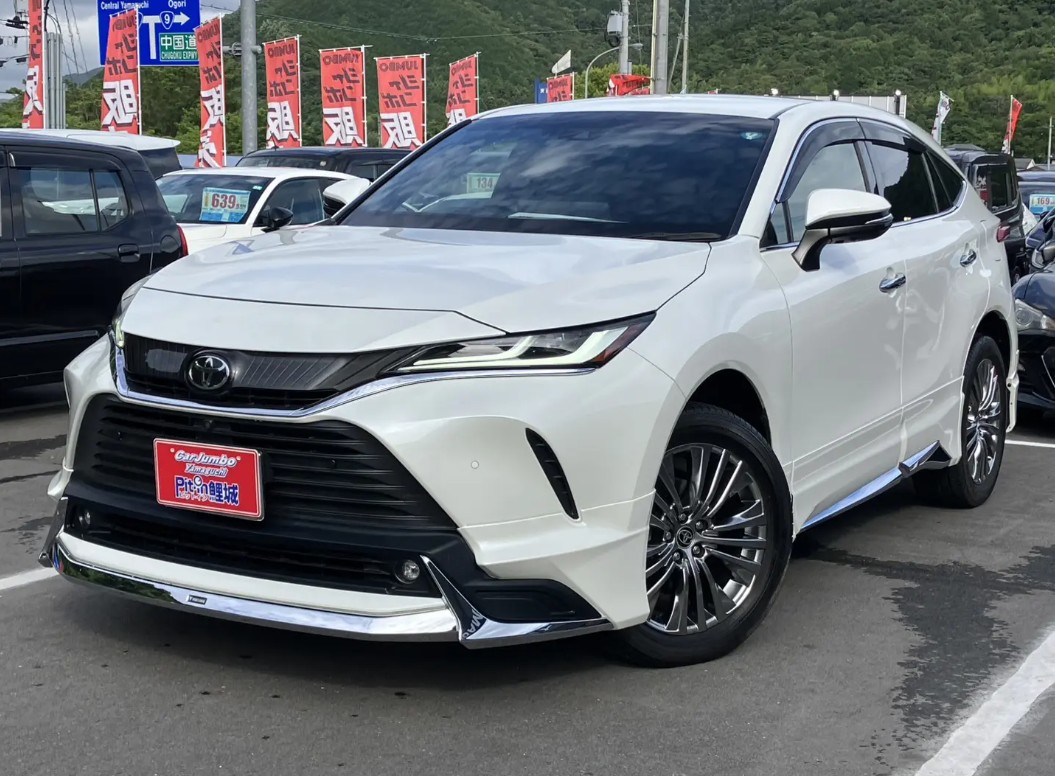 ★買取直送！奇跡の低走行3,900km！！！ハリアー入庫★