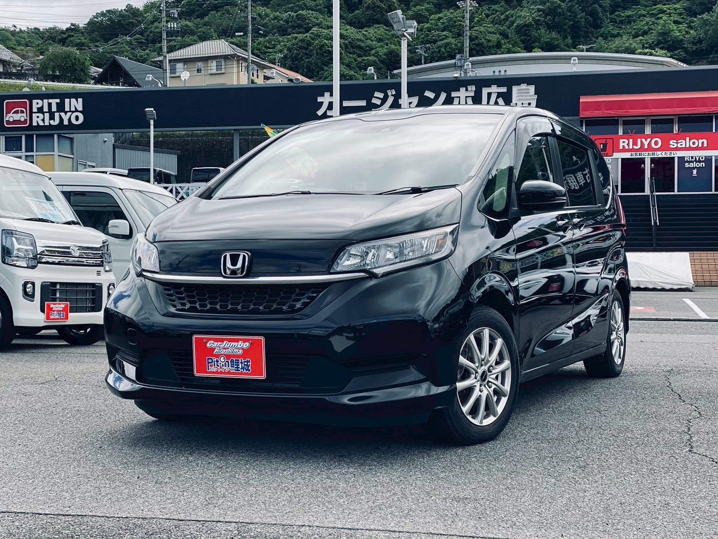 R3年式 ホンダ フリード Gホンダセンシング 純正9インチナビ/フリップダウンモニター/バックカメラ/ETC/両側電動スライドドア/アダプティブクルーズコントロール/前後コーナーセンサー/社外15インチAW/スタッドレス+ノーマルタイヤセット【234】【3152423】