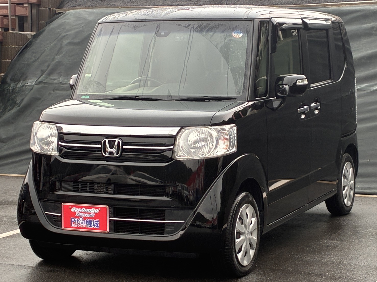 H28年式　ホンダ　N-BOX　G・Lパッケージ　タイヤ4本新品　【50,500㎞】　26-1071