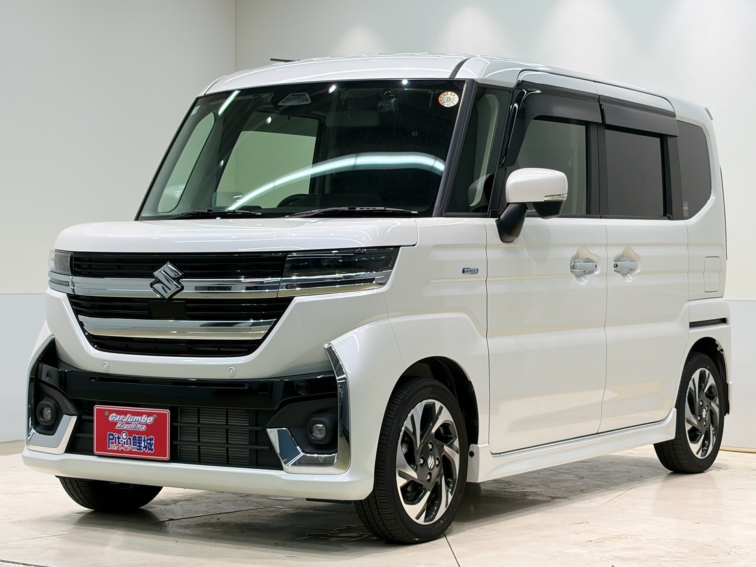 R7　スズキ　スペーシアカスタム　ハイブリッドXS　社外ナビ　バックカメラ　Bluetooth　フルセグテレビ　電動格納ドアミラー　両側電動スライドドアドア　ETC2.0　フロント左右シートヒーター　前後ドライブレコーダー　オットマン　クルーズコントロール　HUD【249】【293425】