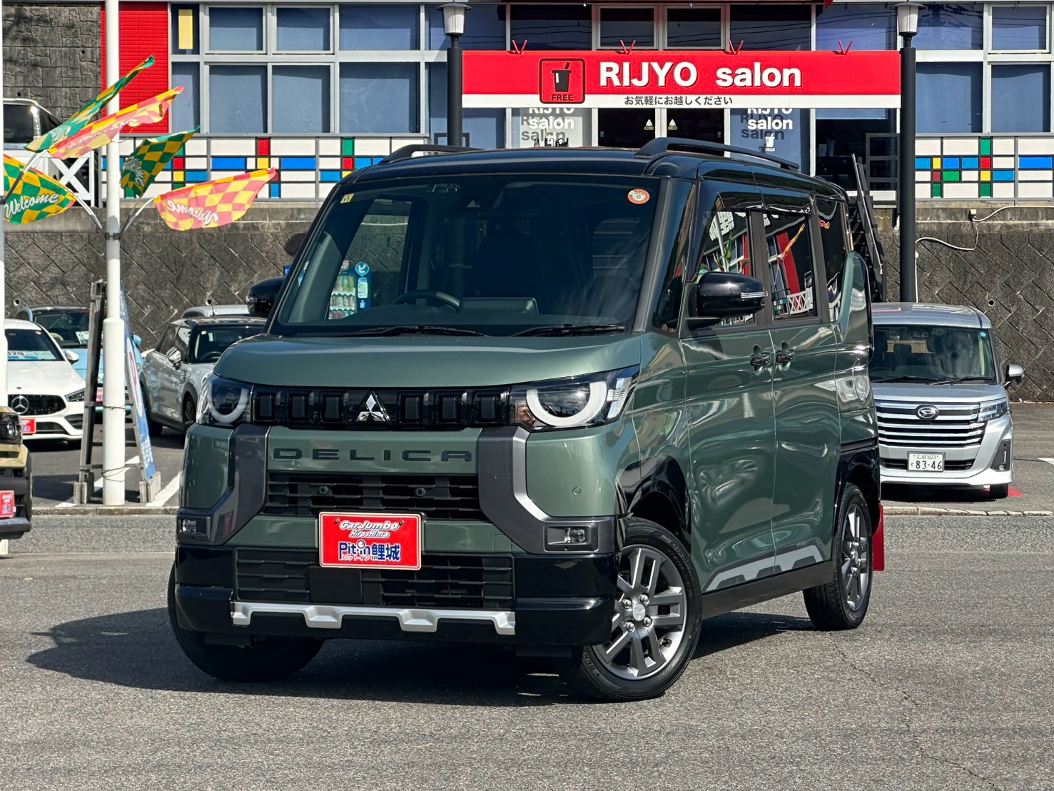 R5/11 デリカミニ Tプレミアム 純正ディスプレイオーディオ 4WD ルーフレール リアスポイラー 純正アルミ 純正デジタルインナーミラー